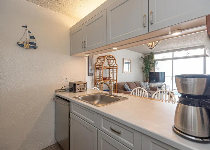 Pyramid-2 Bedroom With Private Balcony And Ocean Views *