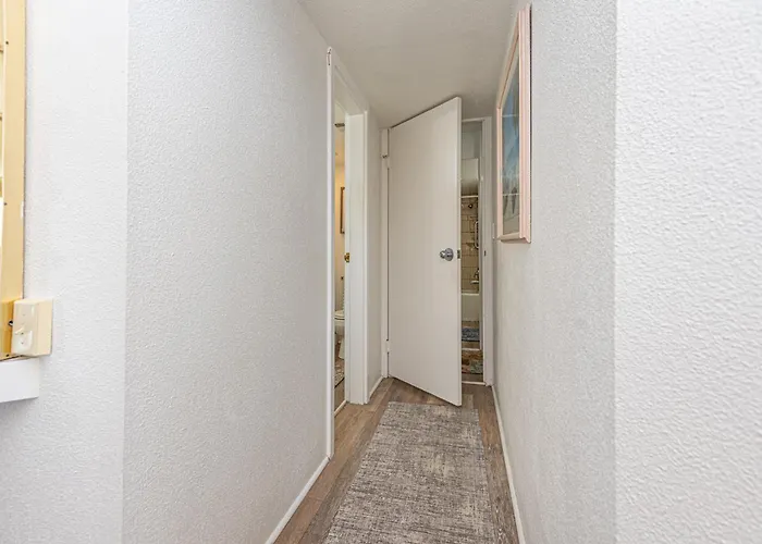 Pyramid-2 Bedroom With Private Balcony And Ocean Views * Ocean Stadt