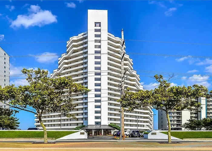 Pyramid-2 Bedroom With Private Balcony And Ocean Views